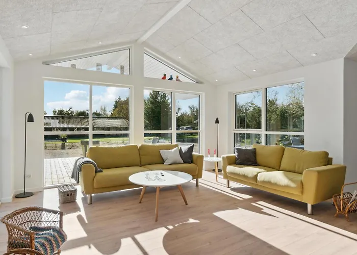 4 Bedroom Awesome In * Blokhus