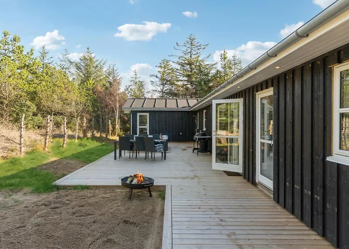 4 Bedroom Awesome In * Blokhus