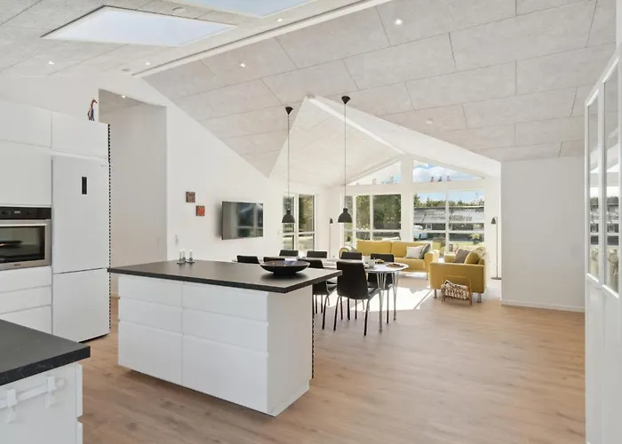 4 Bedroom Awesome In * Blokhus